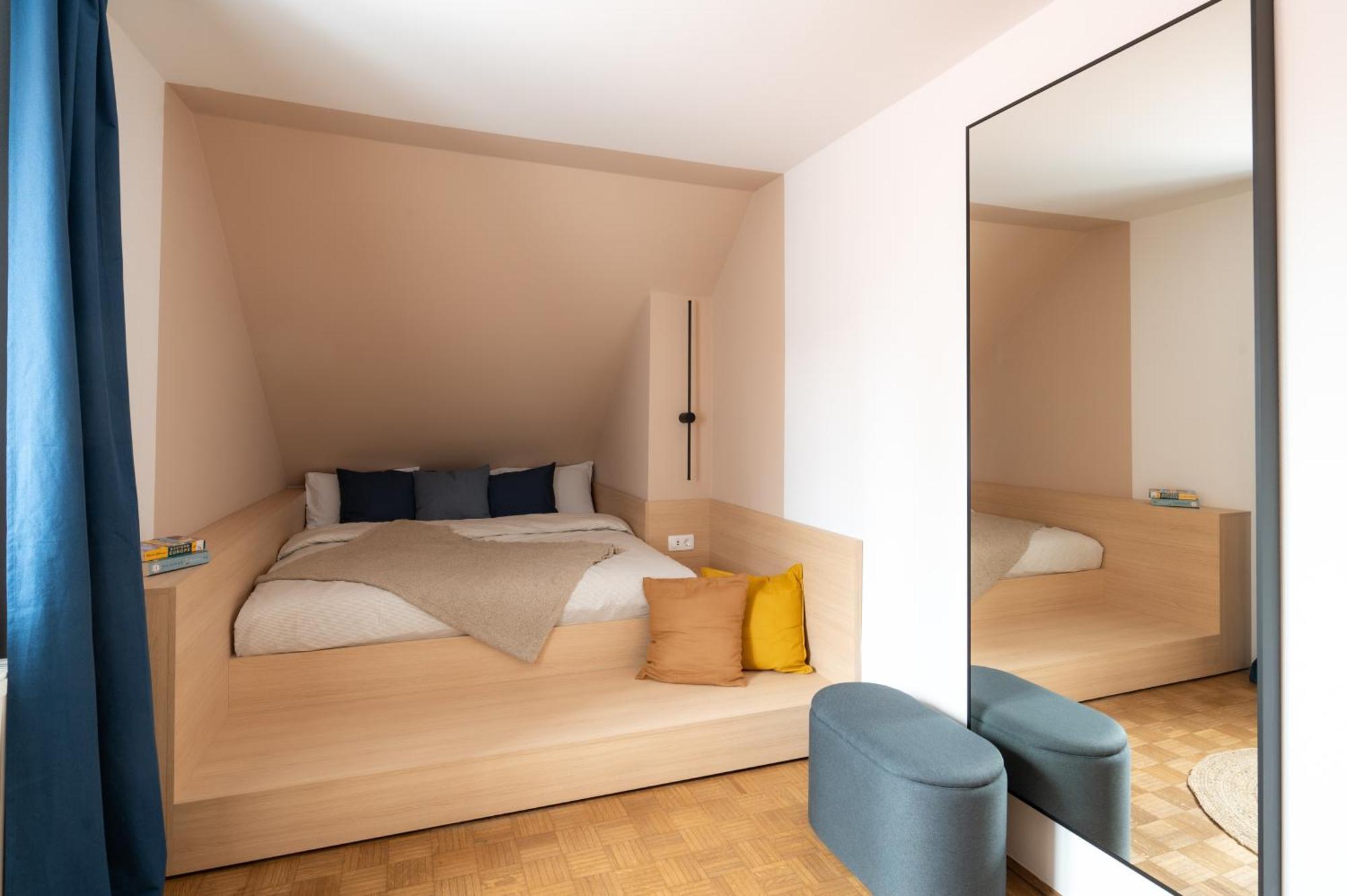 Strict City Apartments Ljubljana Rum bild